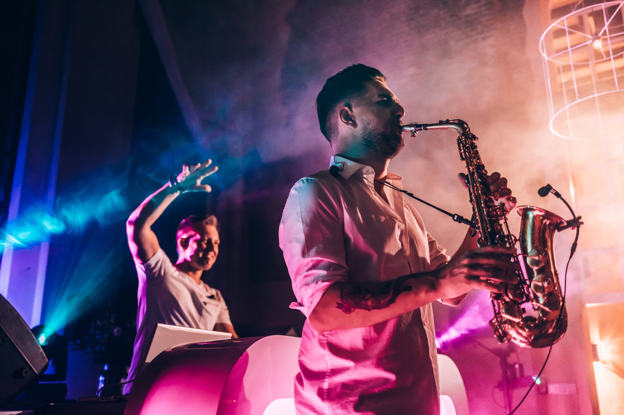 De perfecte muziek voor je bruiloft: van ceremonie tot feest