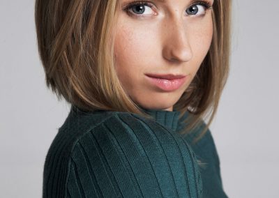 Vocalist-Danseres-LizevanderLaan